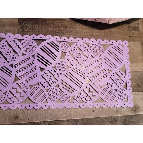 Easter Table runner Egg purple felt decor - Picture 4 of 5